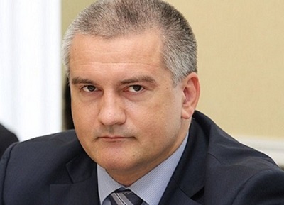 Аксёнов пообещал продолжить в 2017 году увольнение глав муниципальных администраций